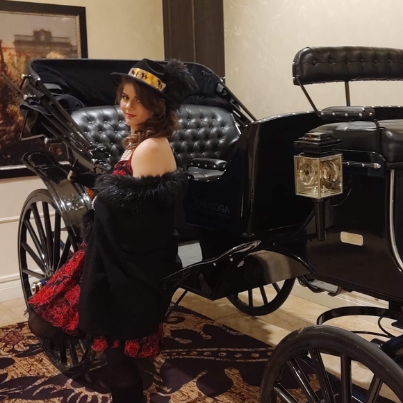 Meet your Posher, Tracy - Picture 3 of 3